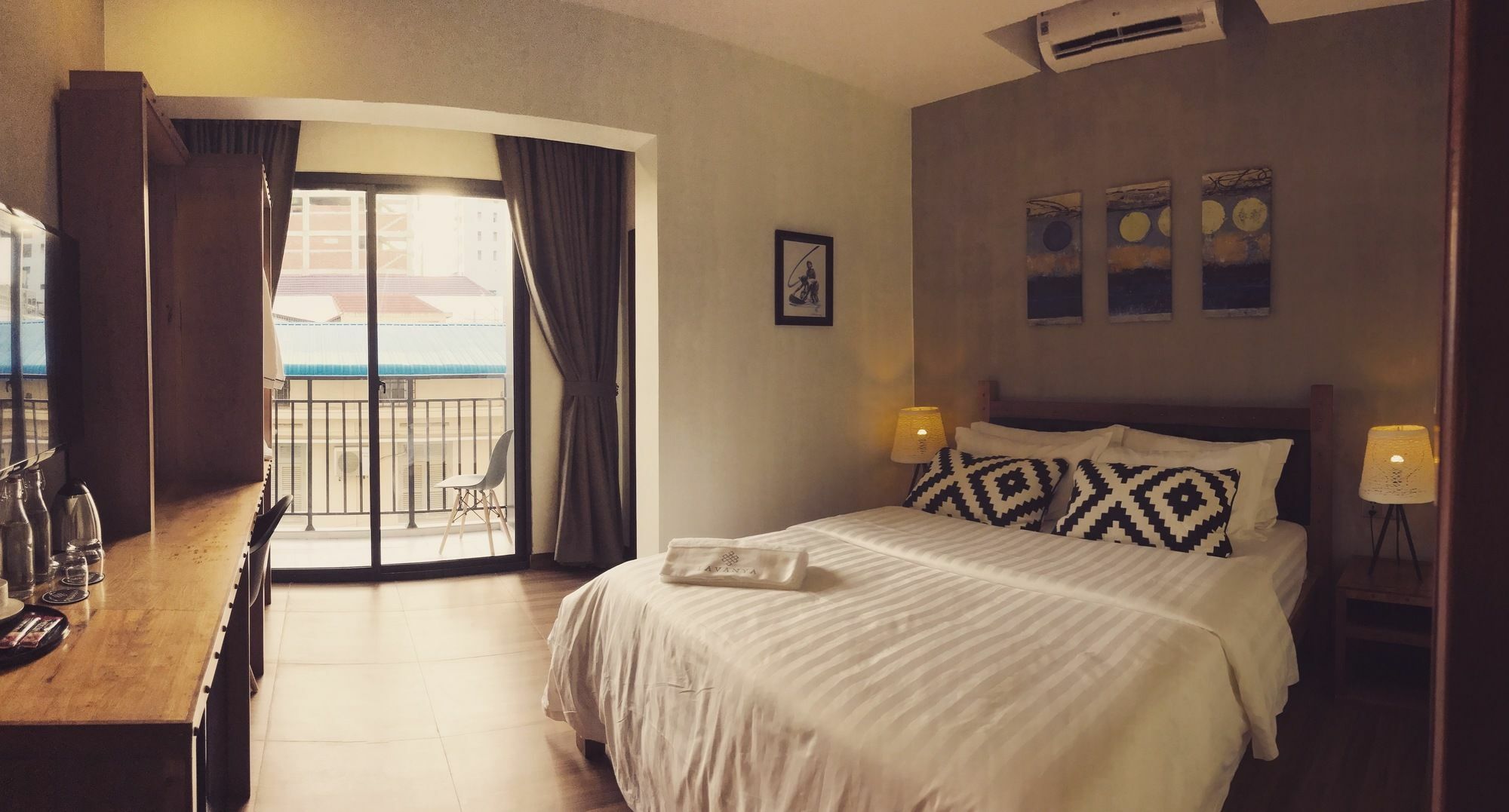 Lavanya Boutique Hotel Phnom Penh Exterior photo