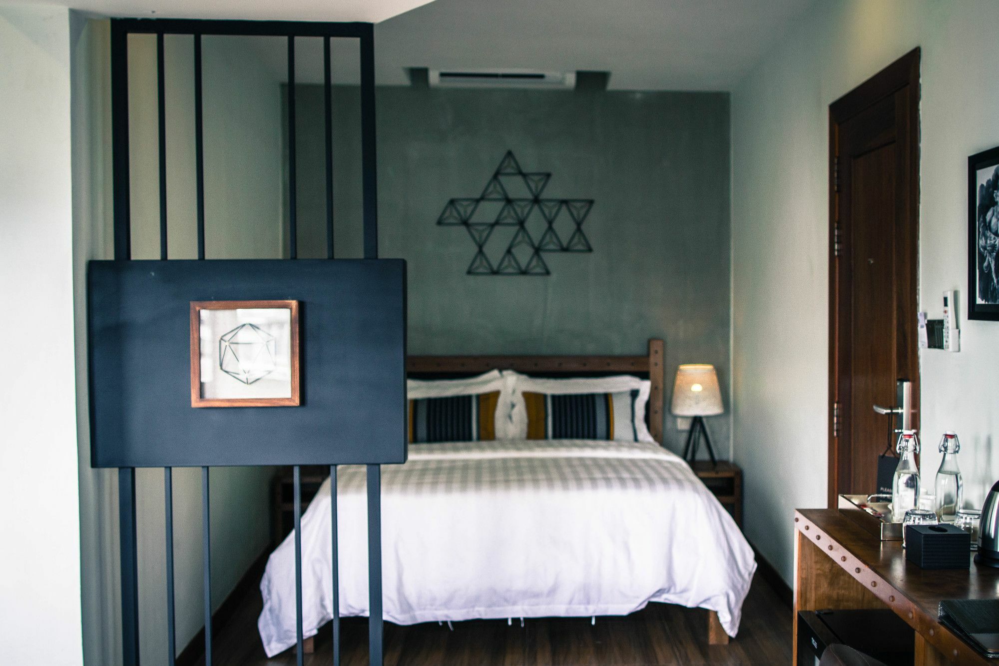 Lavanya Boutique Hotel Phnom Penh Exterior photo